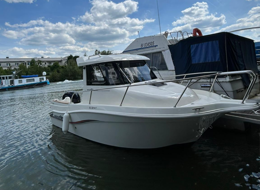 bateau au port sur l'oise